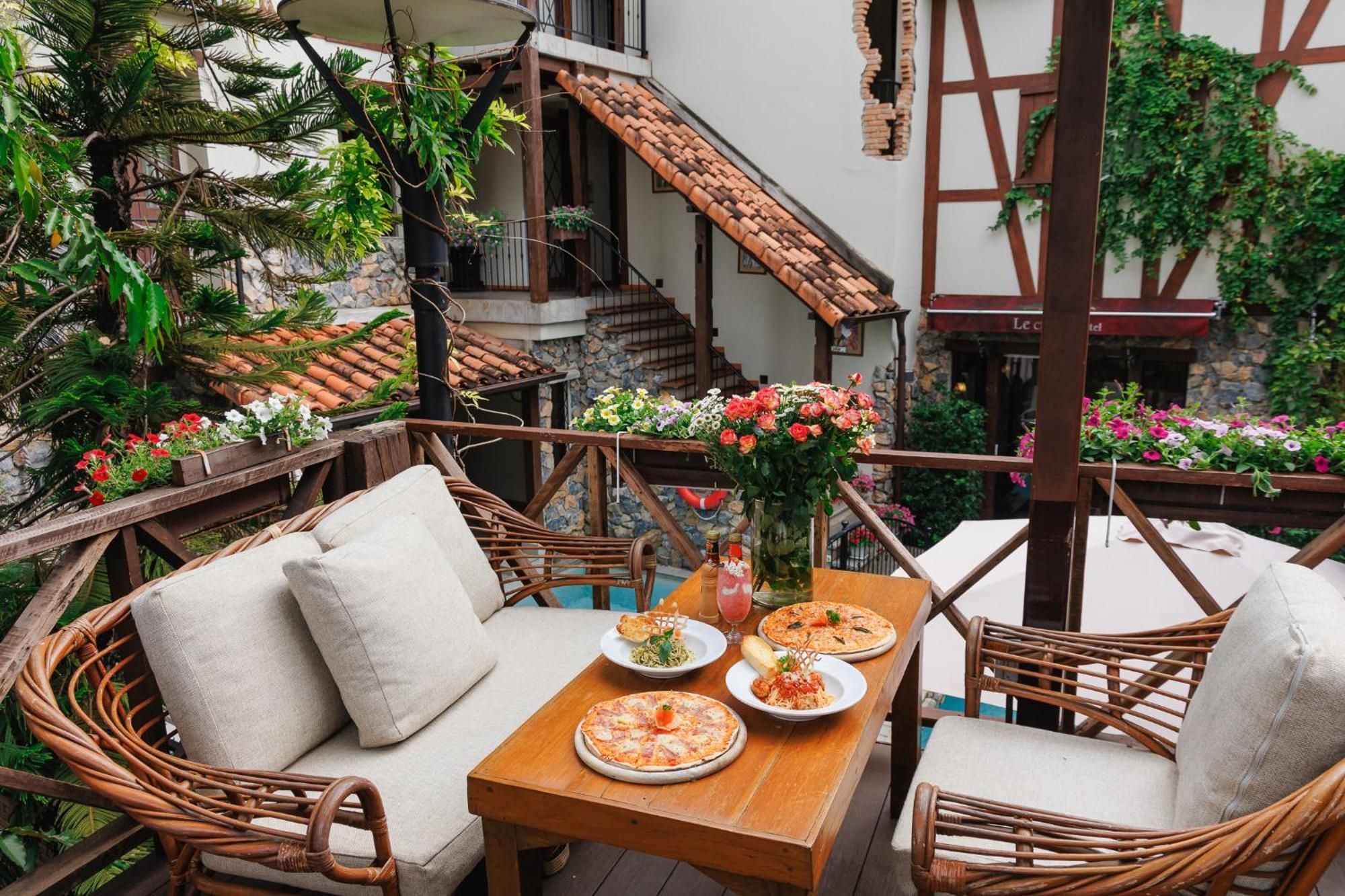 Le Charcoa Hotel Chiang Mai Extérieur photo